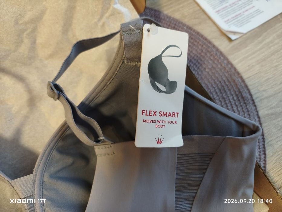 Biustonosz damski Triumph Flex Smart
