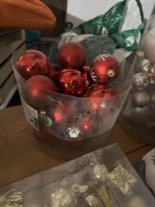Varios lotes de 50 Bolas decorativas de Natal
