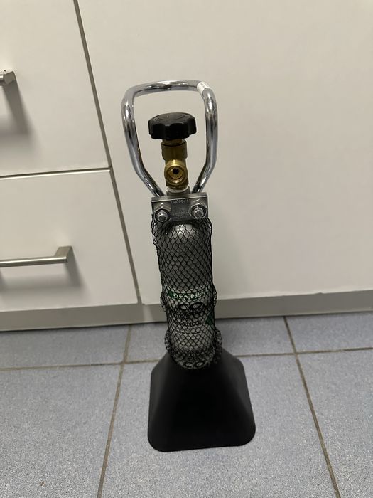 Балони заправні  Dennerle CO2 2000г та 500 г