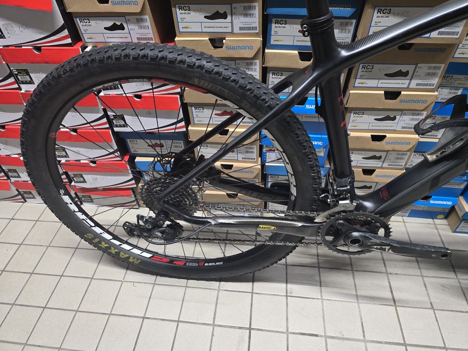 Btt carbono 27.5 m com xt e reba