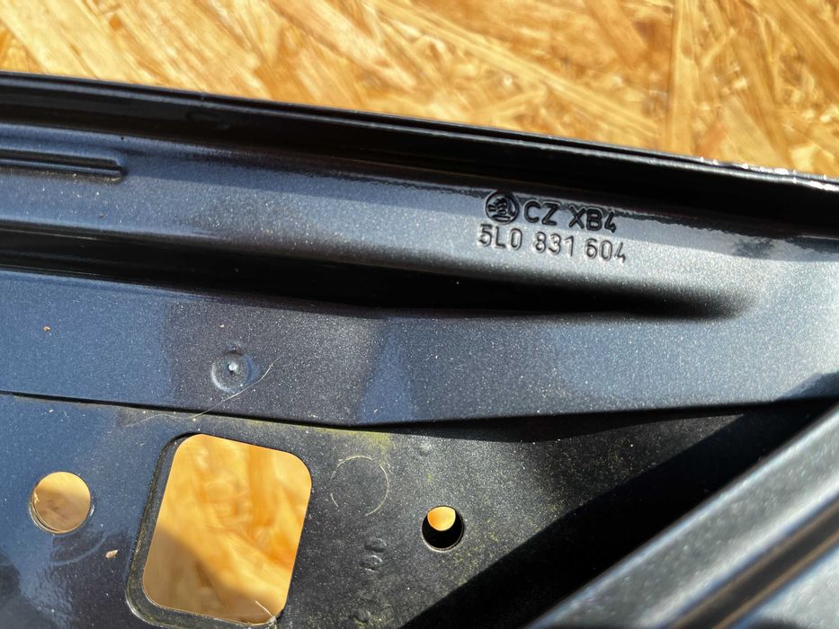 Drzwi przdnie prawe Skoda YETI 5L0