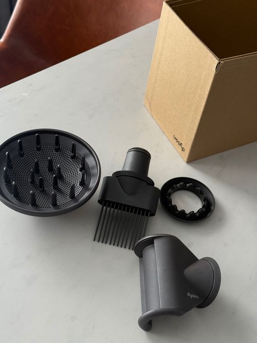 Фен Dyson Supersonic HD08 Fuchsia з іонізацією та захистом від перегріву