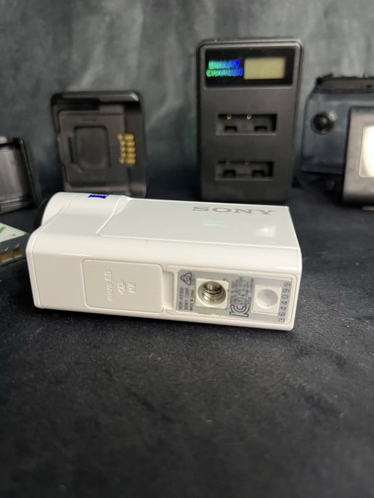 Экшн камера sony as300