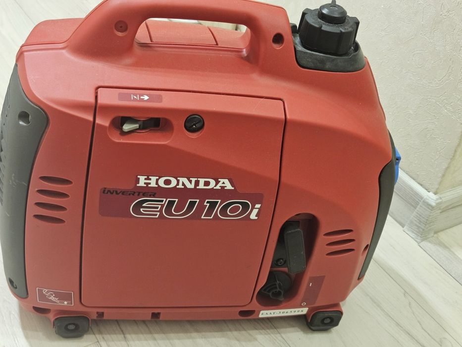 Продаю генератор Honda