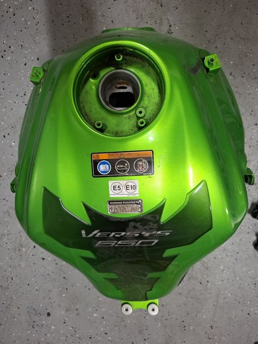Kawasaki Versys 650 zbiornik bak instalacja wiązka