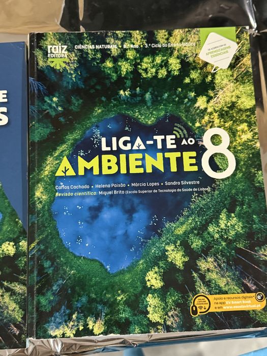 Maniais e cadernos de atividades 8 ano