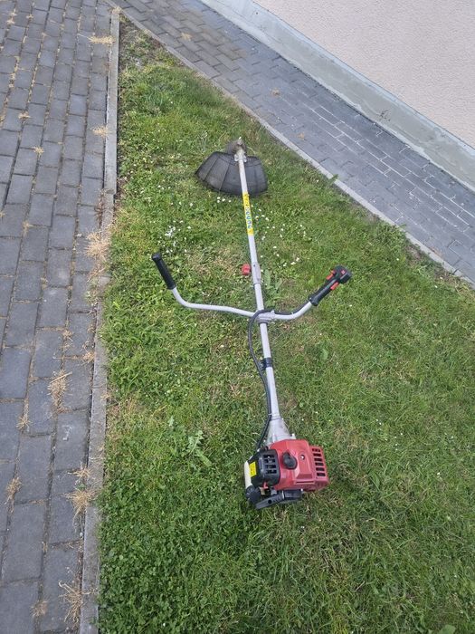 Podkaszarka Kosa spalinowa