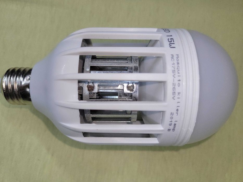 Светодиодная LED лампа ловушка от комаров,мух,моли,антимоскітна,15W