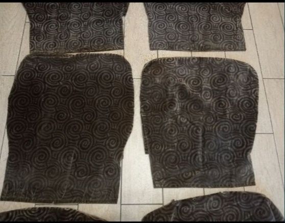 Продаються.Чохли універсальні.