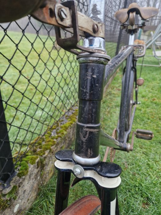 Stary zabytkowy przedwojenny polski rower rybowski Kamiński łucznik