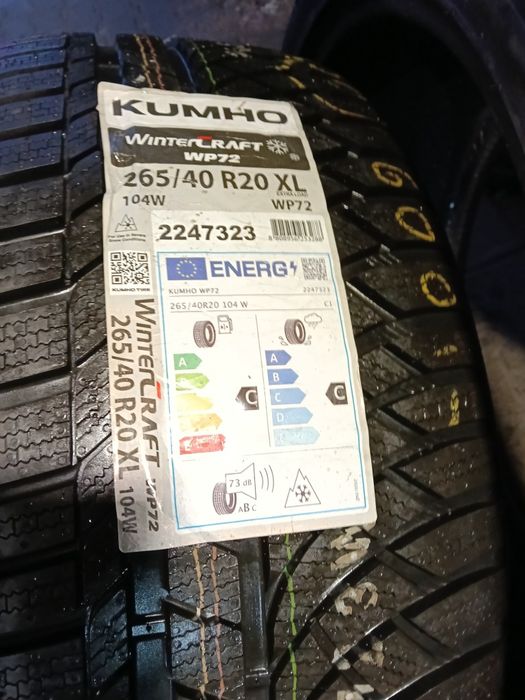 Nowe opony zimowe 265/40/20 Kumho 2 sztuki 24r