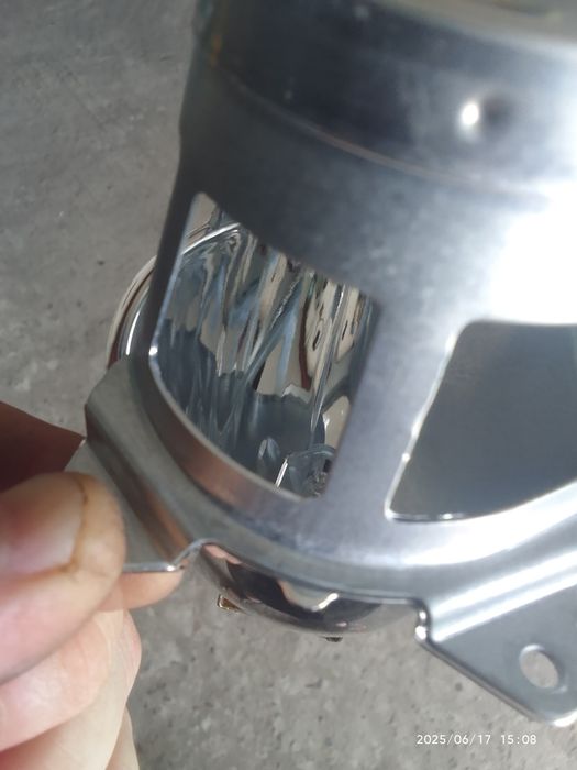 Штатні лінзи фар Renault Captur 2016 року