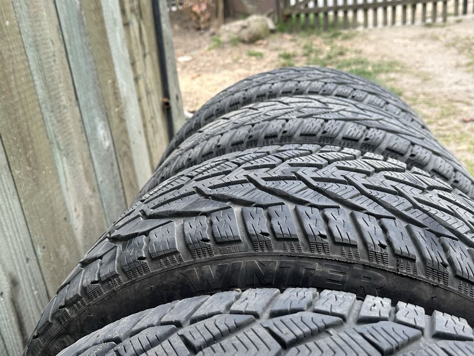 Opony taurus 245/40 18”