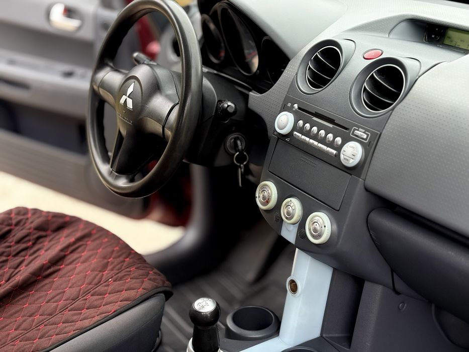 Mitsubishi Colt