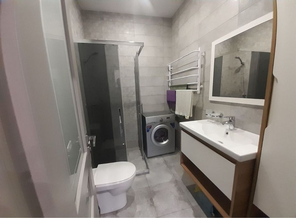 Подобова оренда 2кімн квартири ЖК Парус