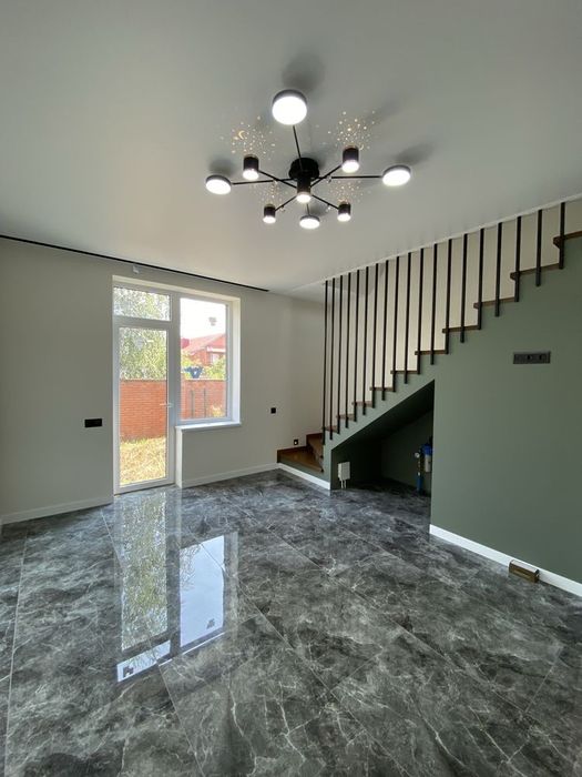 Таунхаус з ремонтом!ЦЕНР каналізація /газ/Святопетрівське.БЕЗ КОМІСІЇ