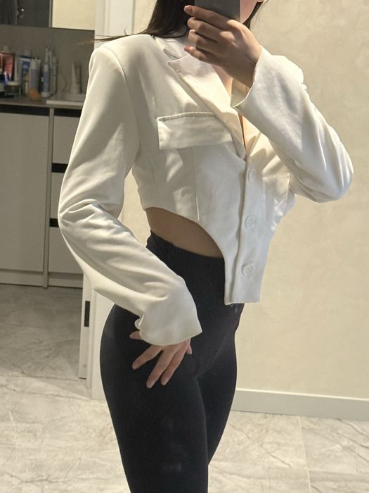 Піджак з плечима