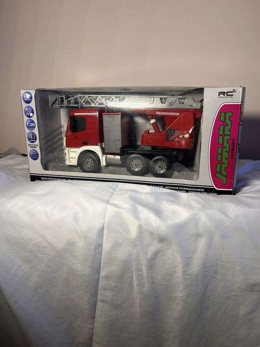 Пожежна машина на радіоуправлінні,радіокеруванні
