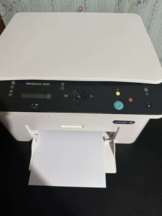 МФУ Xerox.       .