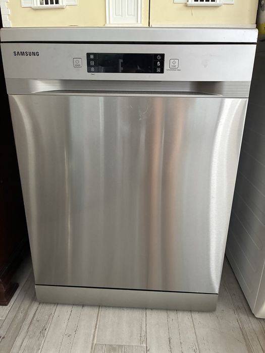 Maquina de Lavar Louça Samsung Usada