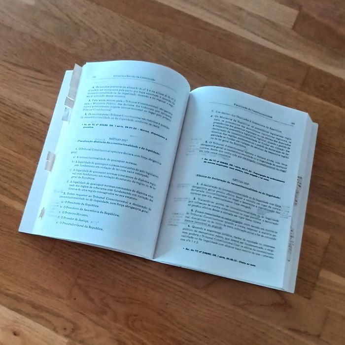 Livros Constituição da República Portuguesa