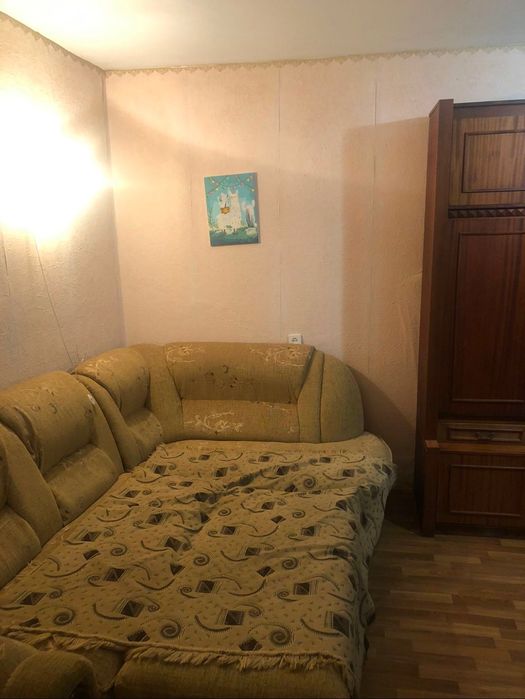 Здається 2-кімнатна квартира, у центрі