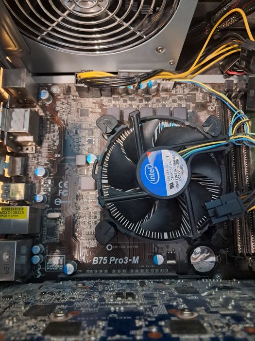 Komputer używany od 2012r. z GTX 660