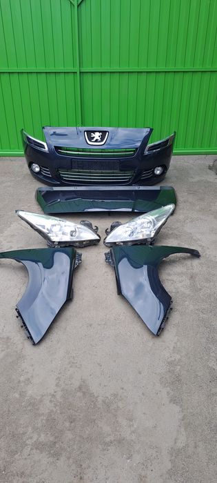 Крило переднє ліве.праве пежо 5008