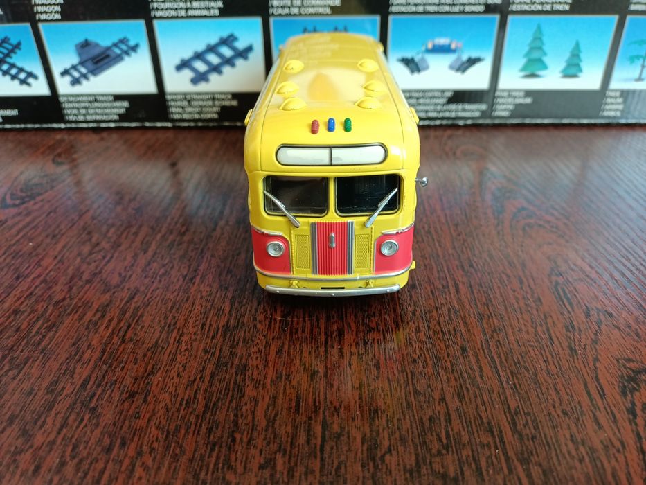 ЗІС-155 Радянський автобус 1/43 автолегенди ссср ZIS 155