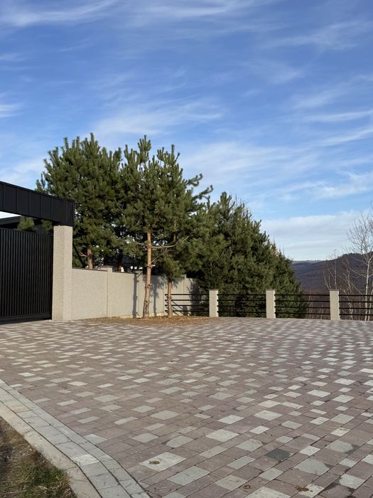 Подобова оренда будинку