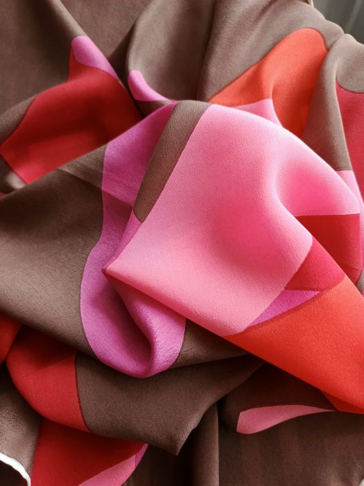 Платок ,хустка , шовк натуральний,Guy Laroche