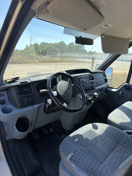 Ford Transit 2011 9 lugares