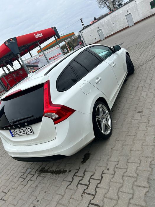 Volvo v60 d3 198KM