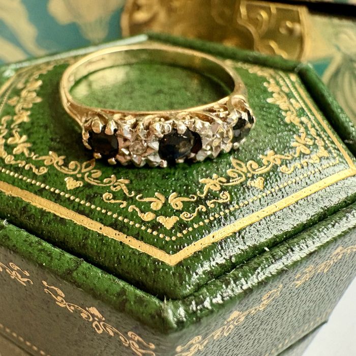 Złoty pierścionek 9k obrączka stary retro diamenty szafiry R13