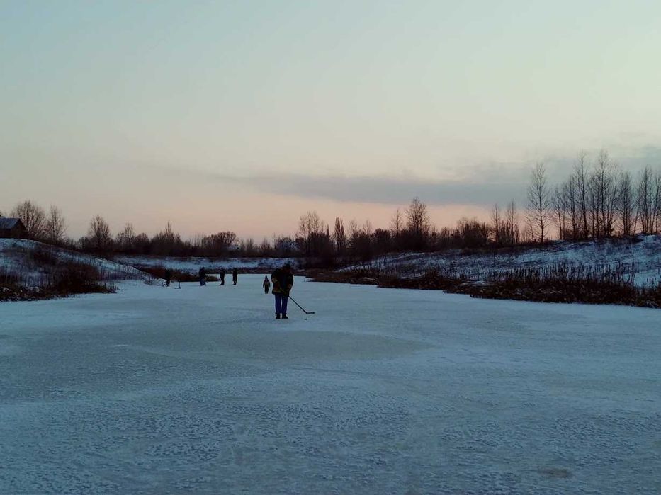 Продаж ділянки з виходом на  озеро на р. Десна. с. Новосілки Вишгород