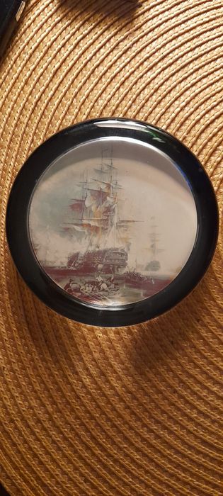 Stary przycisk do papieru