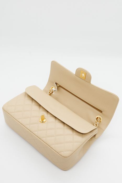 Сумка Chanel Classic Flap 25 Beige Caviar Gold Hardware бежева