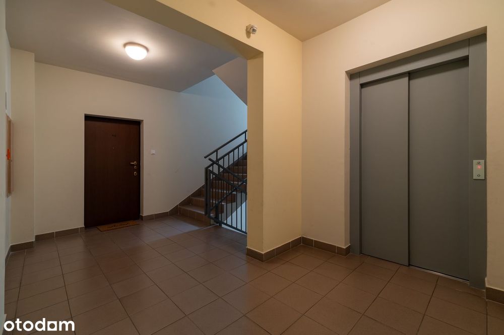 4 pokojowe mieszkanie z tarasem na zamkniętym osiedlu-ul. Ketlinga 34A