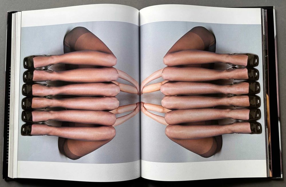 Фотоальбом Guy Bourdin Exhibit A / Тверда палітурка / Суперобкладинка