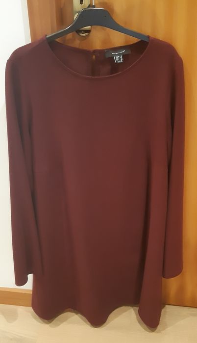 Vestido cor bordeaux