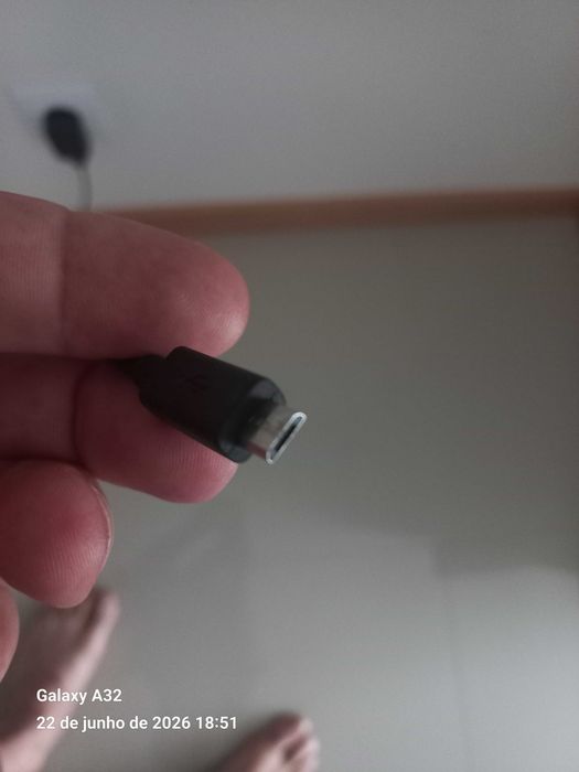 Telemóvel nokia em bom estado com carregador