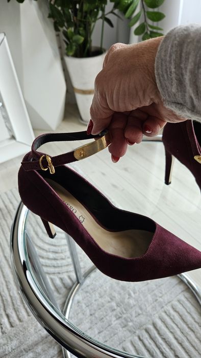 Czółenka szpilki burgund 38 Riccovero