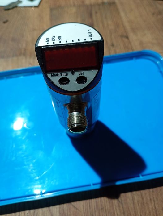 Czujniki ciśnienia IFM