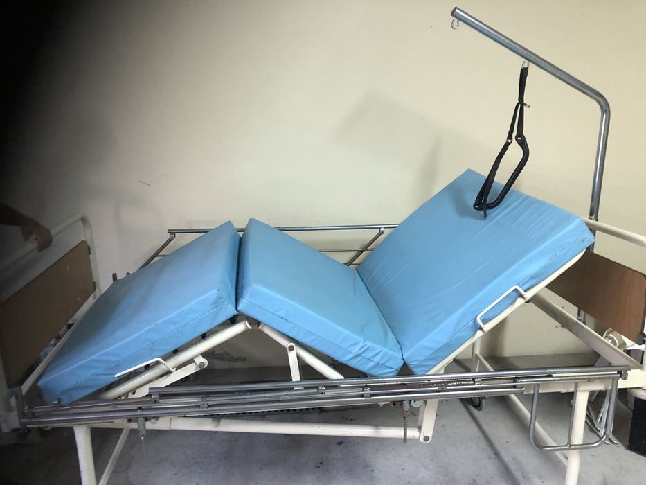 Capa hospitalar articulada