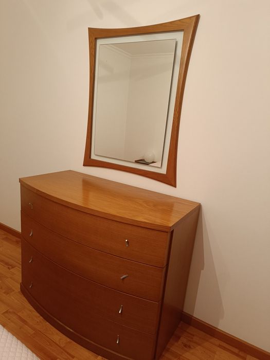 Mobília de quarto como nova