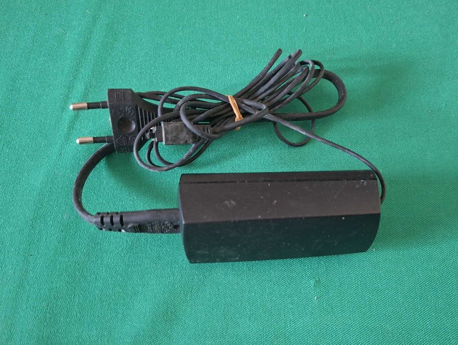 Carregador antigo para telemovel, Sony Ericsson BML 162.113.R1A
