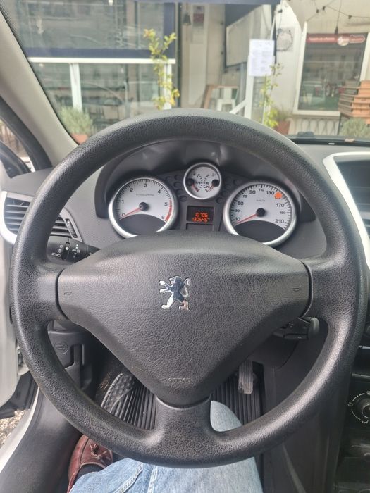 Peugeot 207 1.6 HDI 90CV