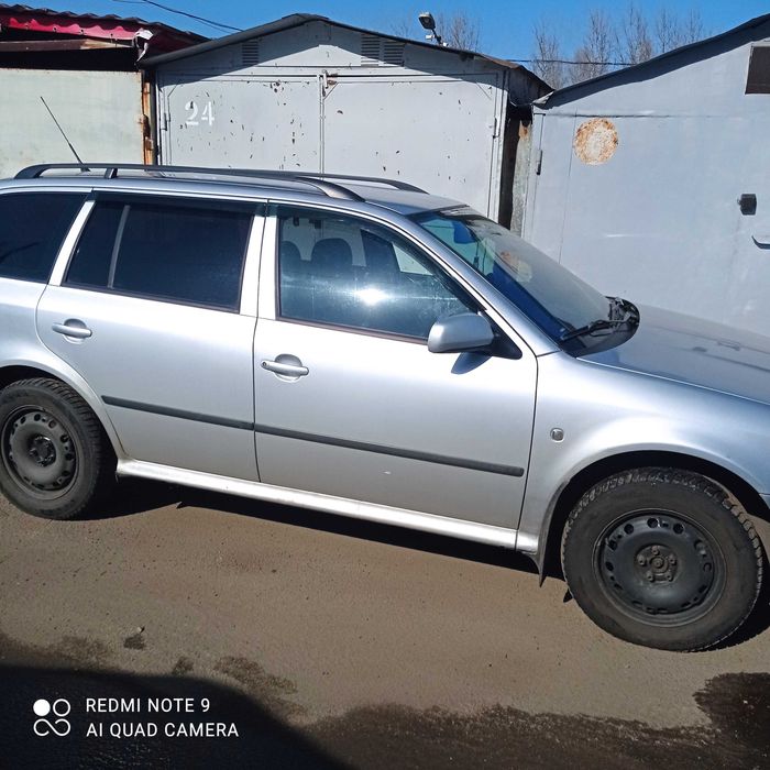 Продається автомобіль Шкода Тур