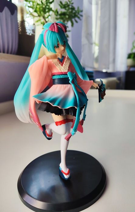Hatsune Miku - figurka.