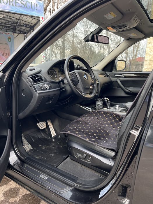 Продам бмв х3(f25)